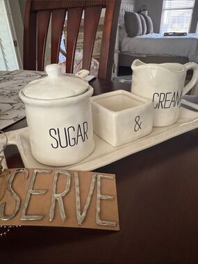 MUDPIE SUGAR CREAMER WITH TRAY AND SIGN
